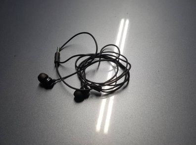 Jivc earphones
