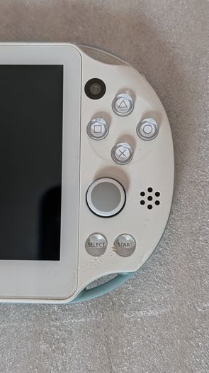 Sony PlayStation PS Vita Slim : White & Light Blue
