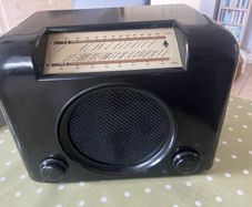 Vintage Bush DAC90 Radio