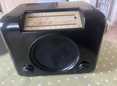 Vintage Bush DAC90 Radio
