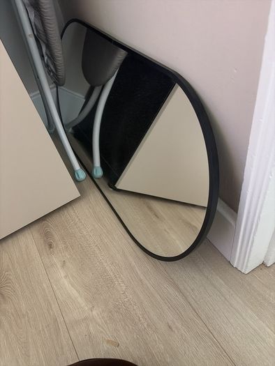 shape mirror