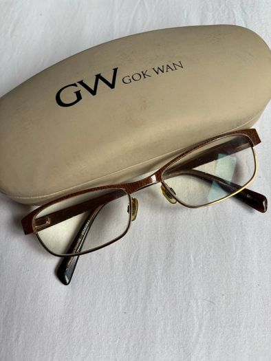 GOK WAN Brown Rectangle Glasses Frame Mod 06 - 25262841 and Hard Case Holder