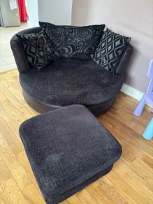 Swivel couch