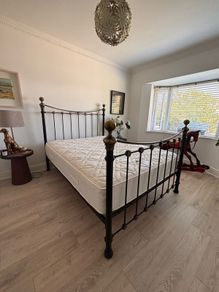 brass king size bed