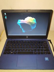 HP Stream 11 Laptop (Almost New)