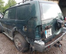 98 land cruiser breaking