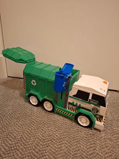 Bin truck
