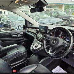 Mercedes Benz V220d 7 seaters Limo