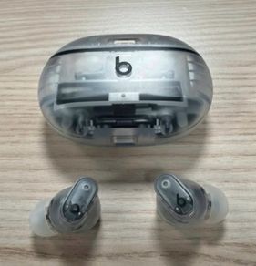 Beats Studio Buds +