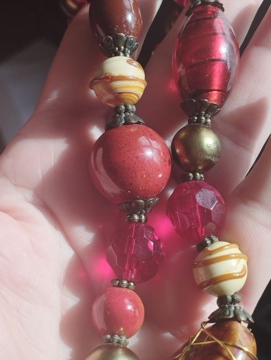 Vintage bright necklace.