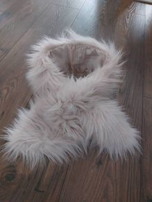 Faux fur collar- New with tags