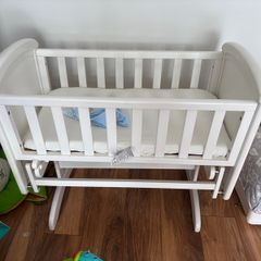 Crib Nicole Panel Wooden