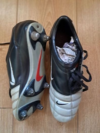 Nike Total 90 Football Boots - Size 5.5 (UK)