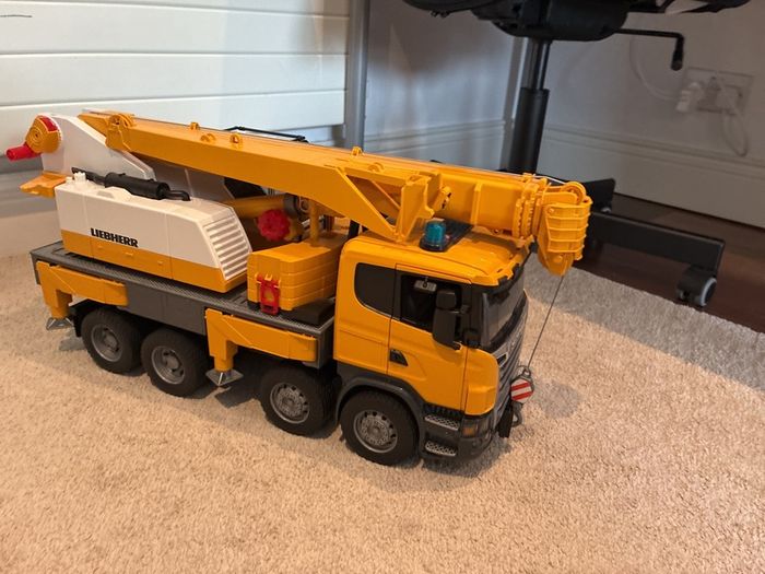 Liebherr Crane Truck