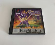 Spyro the dragon ps1 boxed with manual