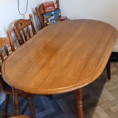 Kitchen table & Chairs