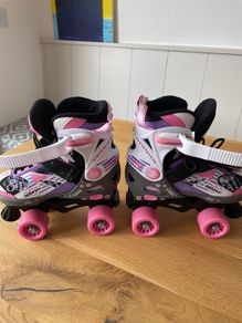 Senhai Adjustable Roller Skates