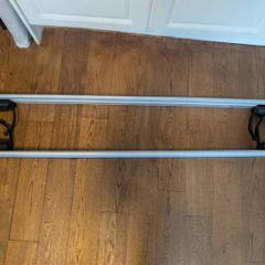 Thule Wingbar 135cm cross bars roofrack