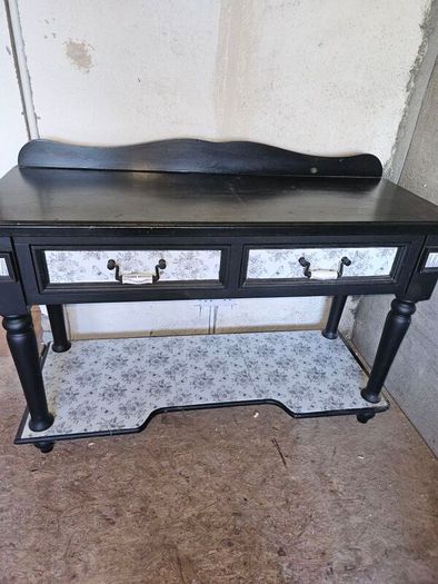 console table