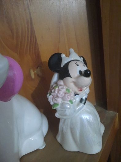 vintage disney minnie mouse salt shaker
