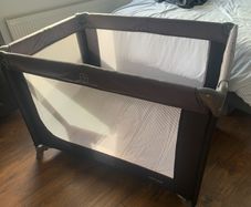 Travel Cot with carry bag