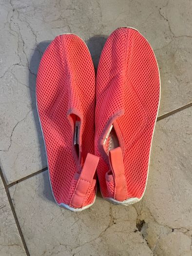Decathlon beach shoes size 36/37