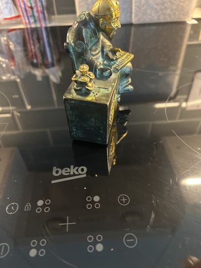 bronze Japanese trader