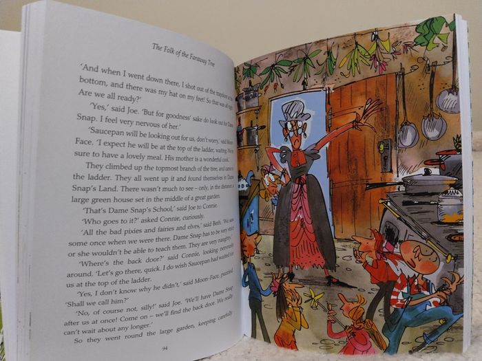 The folk of the Faraway Tree by Enid Blyton  HARDBACK BOOK