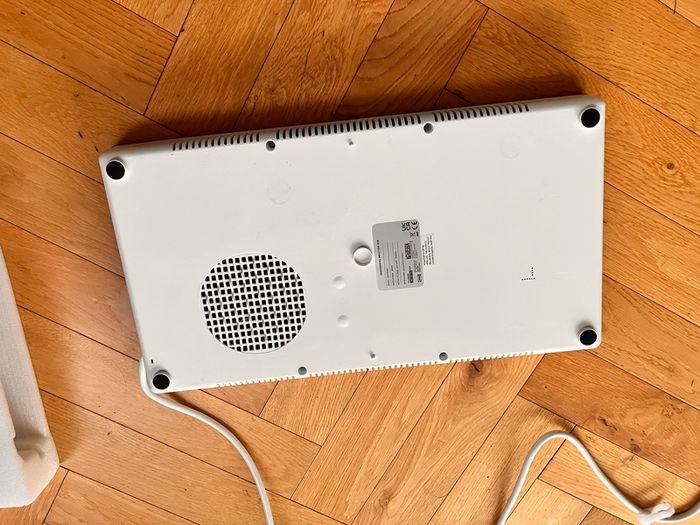 Portable induction hob