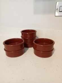 7 Ramekins (11cm x 3.5cm)