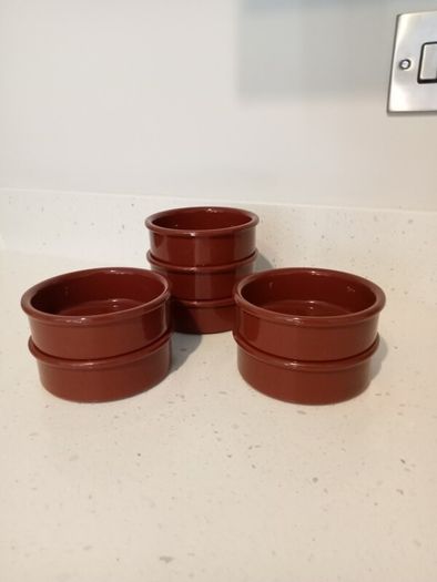 7 Ramekins (11cm x 3.5cm)
