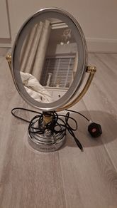 Vanity Mirror (Light not working)