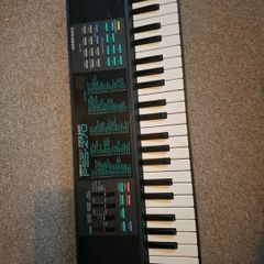 Yamaha PSS-270 synthesizer