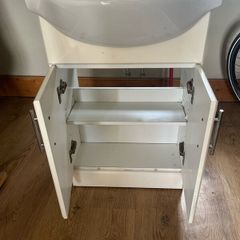 Hand basin and cabinet