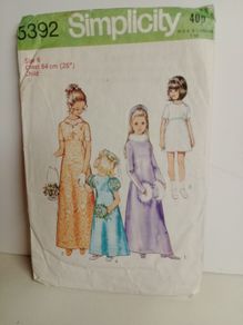 Vintage sewing pattern, Maxi dress, Bridesmaids, flower girl