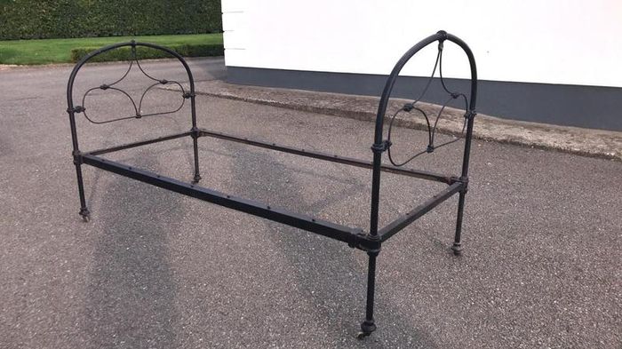 Antique Cast Iron Bed