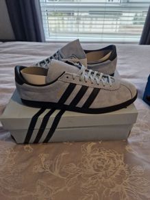 Adidas reverse berlin