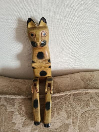 Fabulous Vintage Wooden Cat With Hinged Legs  37cm Heigh.