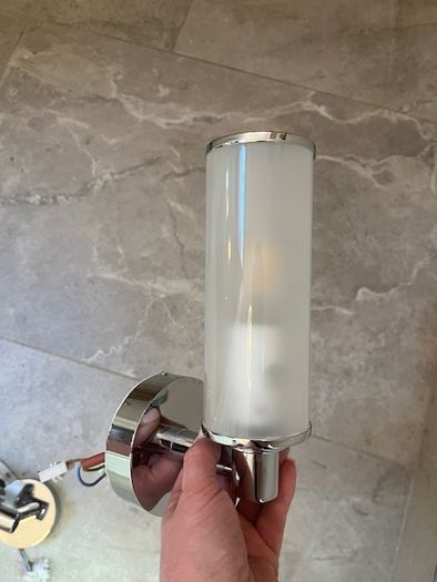 Quality Bathroom Accessories - Mirror, Wall Lights & Toilet Roll Holder