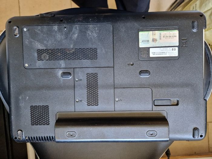 HP G60-100EM F1291EA#ABU 2GB Ram Windows 10 home, 64 bit operating system