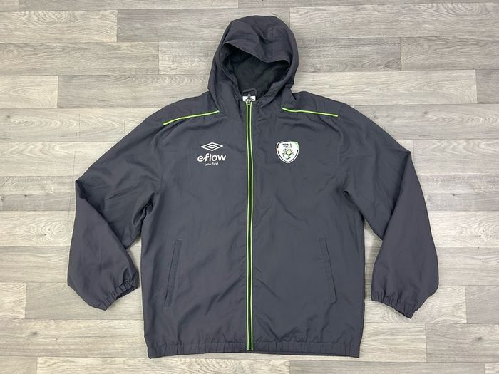 Vintage Umbro Ireland Hooded Jacket Mens Large