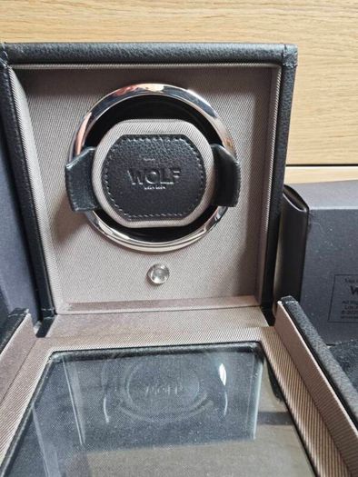 Wolf Watch Winder and accessories