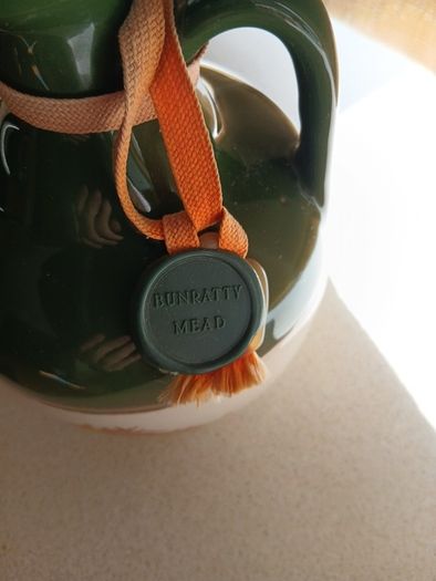 Vintage Bunratty Mead two-tone stoneware crock jug