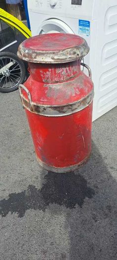 Old Vintage milk  churm