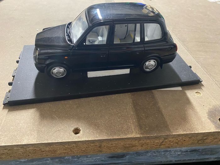 London Taxi - Diecast metal Model car. 1:18