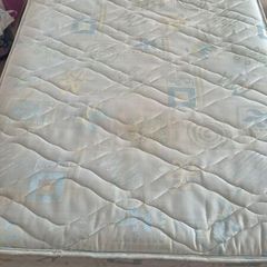 Single Bed Divan base and Mattress.