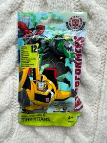 Transformers Robots in Disguise Tiny Titans Series 5 Blind Bag Figure X 1 B0756 new Please look at the pictures