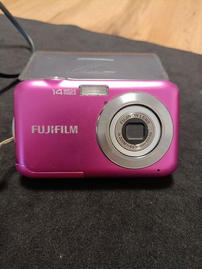 Fujifilm Finepix JV210 digital camera 14.0MP
