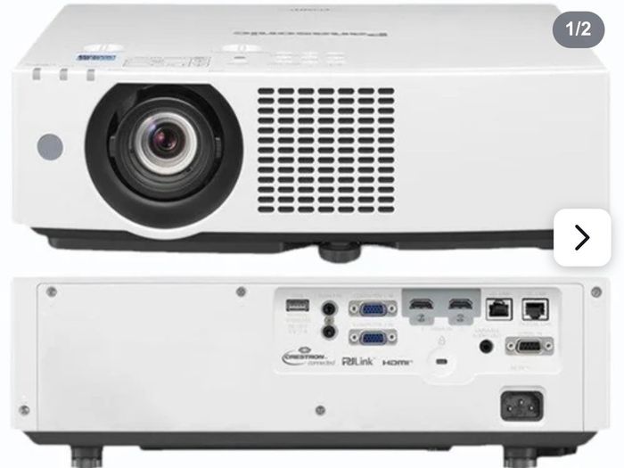 Panasonic projector VMZ40