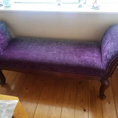 Purple chaise longue